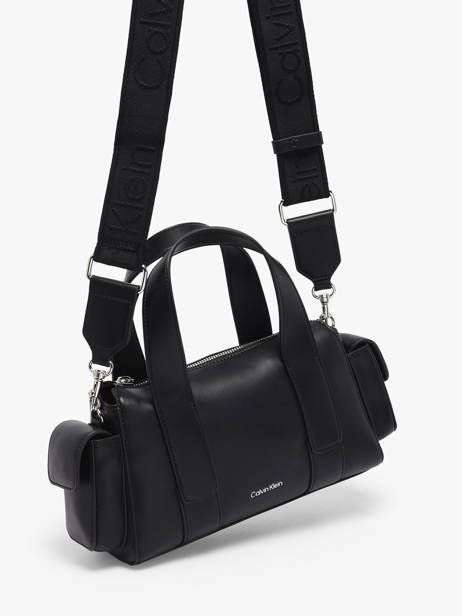 Sac Porté Main Signature Logo Strap Polyurethane Calvin klein jeans Noir signature logo strap 4F3291G vue secondaire 1